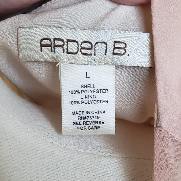 NWOT Arden B Bell Sleeve Lace Overlay Dress - Picture 7 of 8